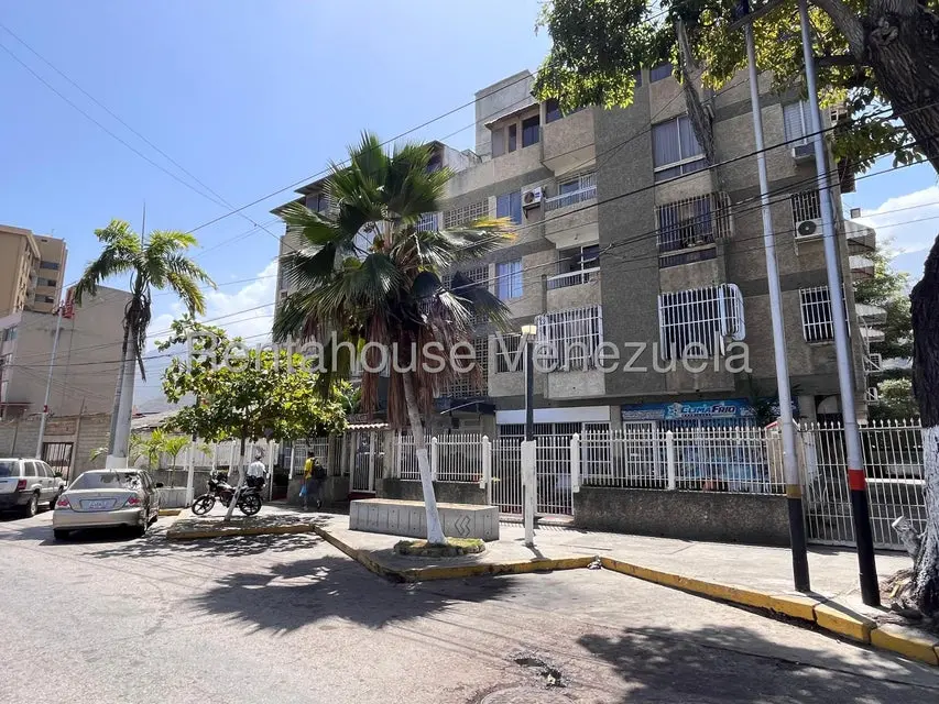 Apartamento (1 Nivel) en Alquiler en Caribe, Vargas - 2