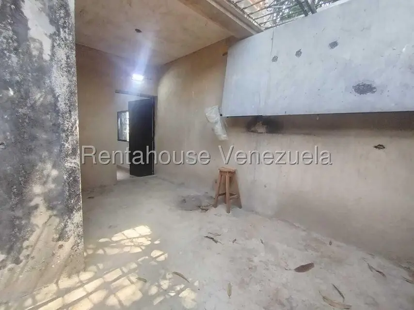 Comercial (Oficina) en Alquiler en Lizandro Alvarado, Carabobo - 12