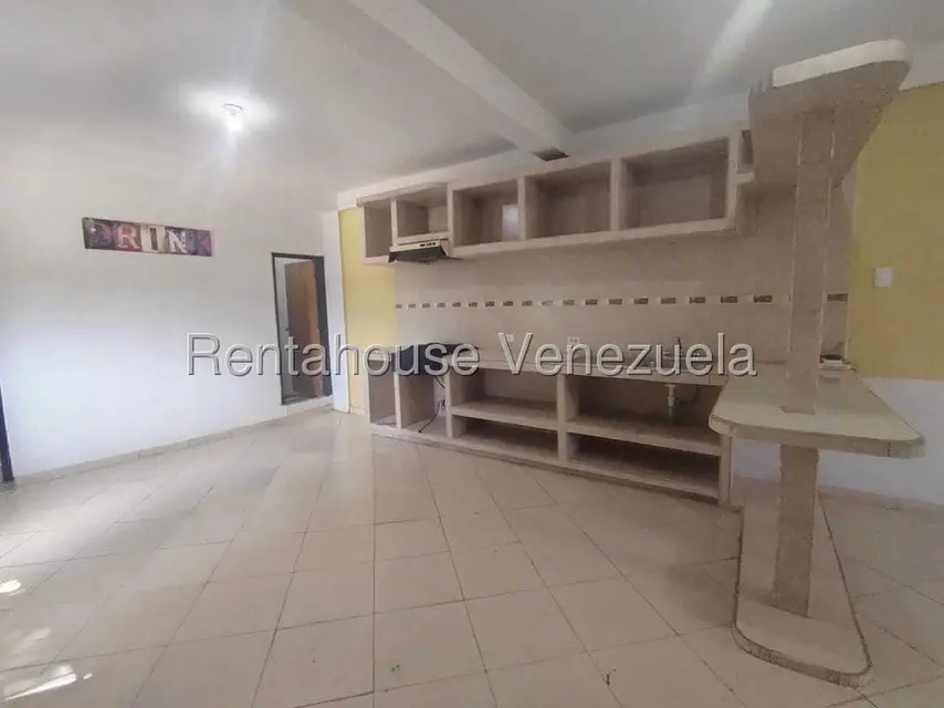 Comercial (Oficina) en Alquiler en Lizandro Alvarado, Carabobo - 7