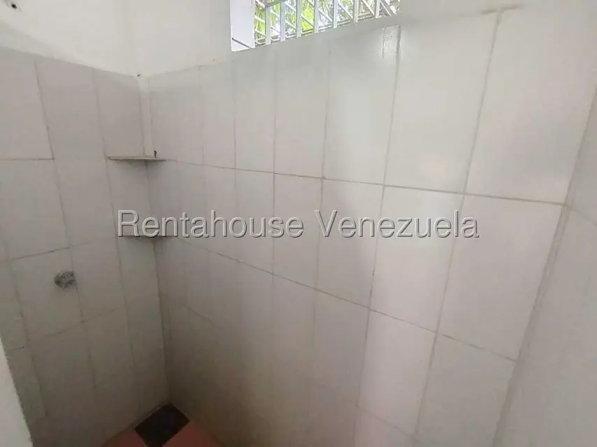 Comercial (Oficina) en Alquiler en Lizandro Alvarado, Carabobo - 10