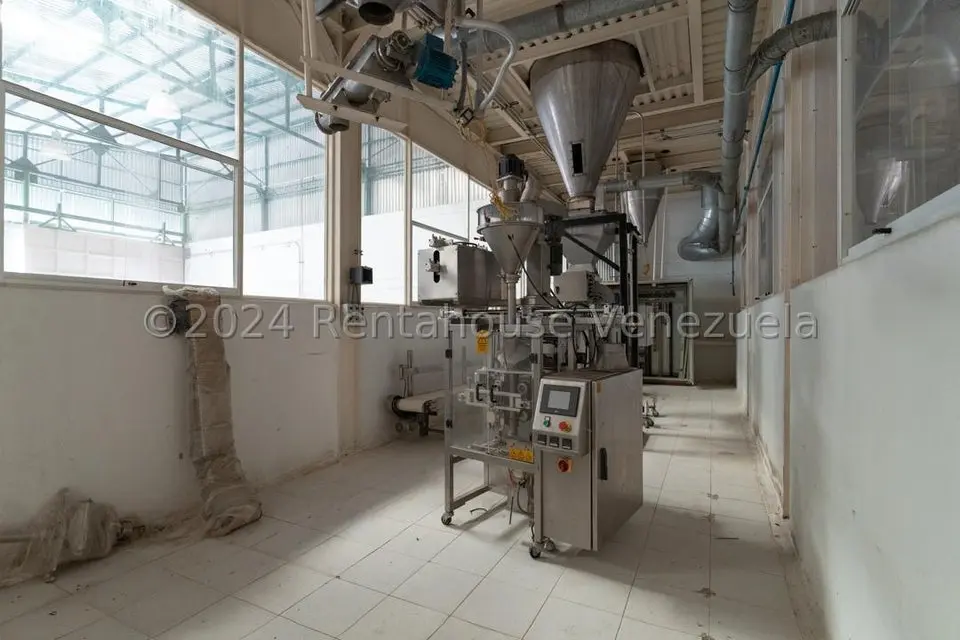Comercial (Industrial) en Venta en Jardines de Cagua, Aragua - 26