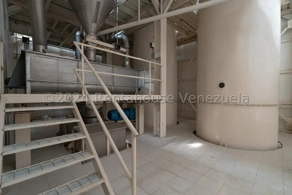 Comercial (Industrial) en Venta en Jardines de Cagua, Aragua - 38