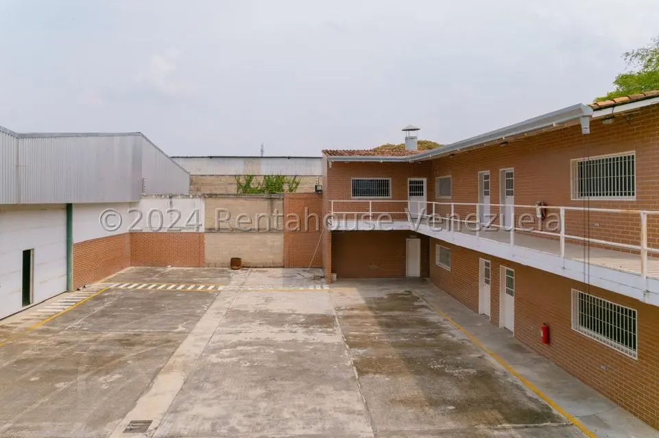 Comercial (Industrial) en Venta en Jardines de Cagua, Aragua - 54