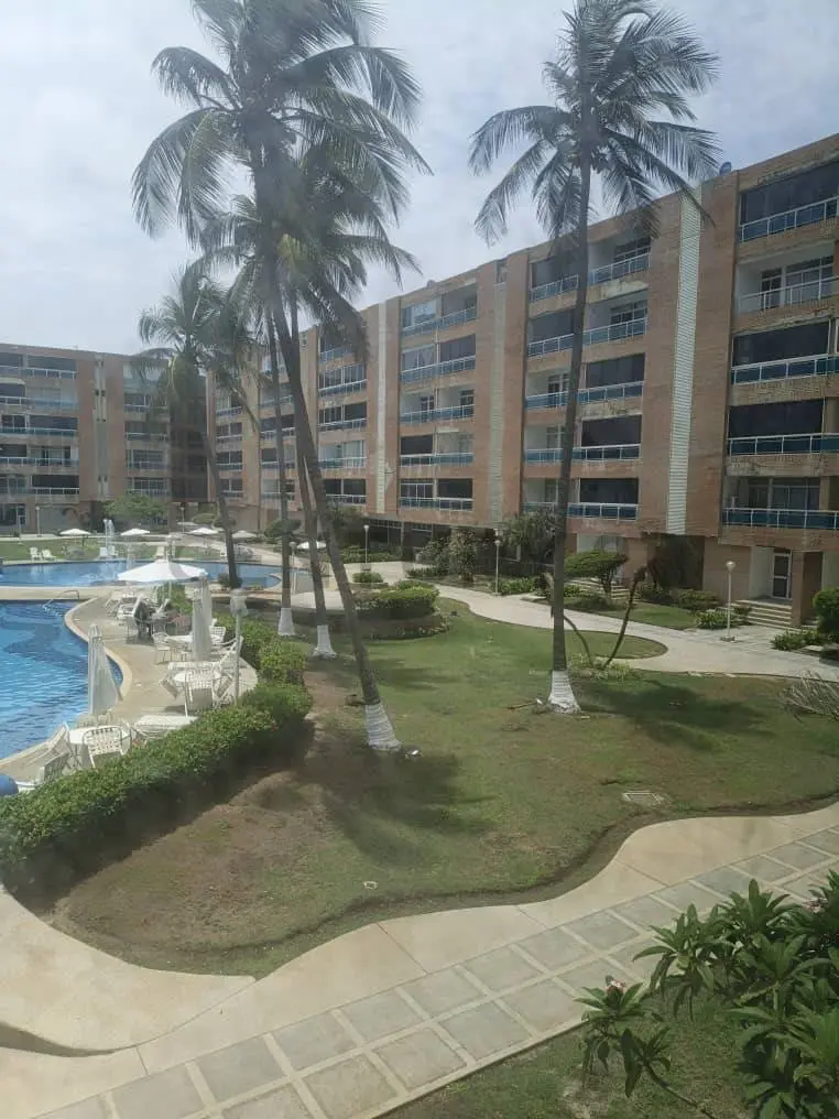 APARTAMENTO EN VENTA - 2