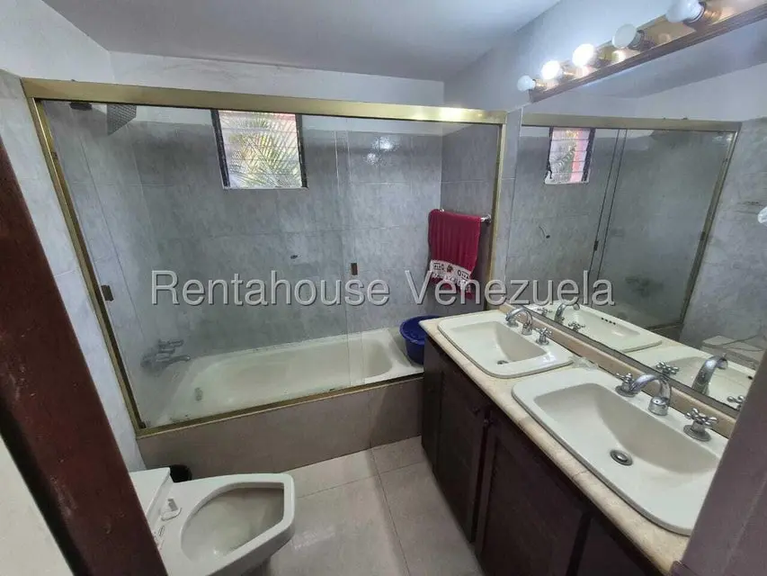 Apartamento (1 Nivel) en Venta en Colinas de La Tahona, Distrito Metropolitano - 11