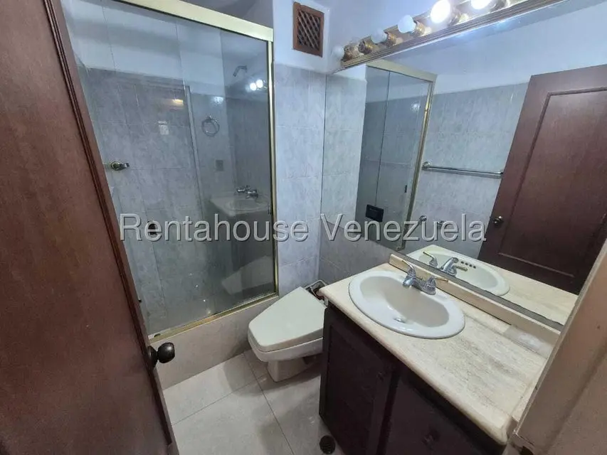 Apartamento (1 Nivel) en Venta en Colinas de La Tahona, Distrito Metropolitano - 15