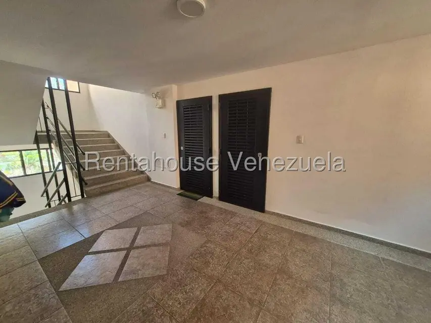 Apartamento (1 Nivel) en Venta en Colinas de La Tahona, Distrito Metropolitano - 16