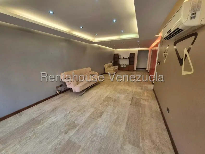 Apartamento (1 Nivel) en Venta en Colinas de La Tahona, Distrito Metropolitano - 3