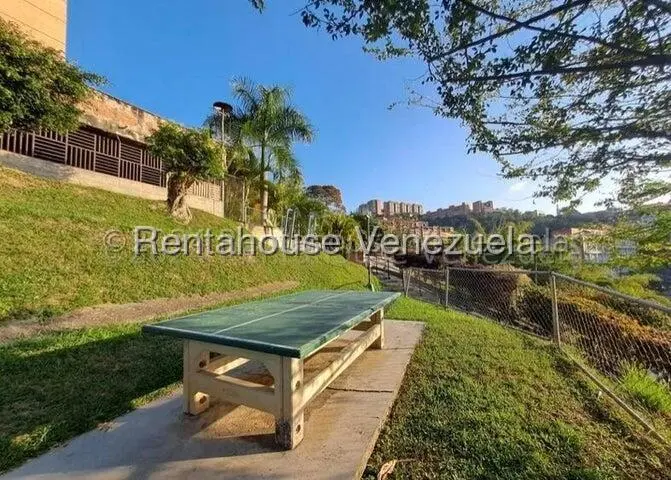 Apartamento (1 Nivel) en Venta en Colinas de La Tahona, Distrito Metropolitano - 26