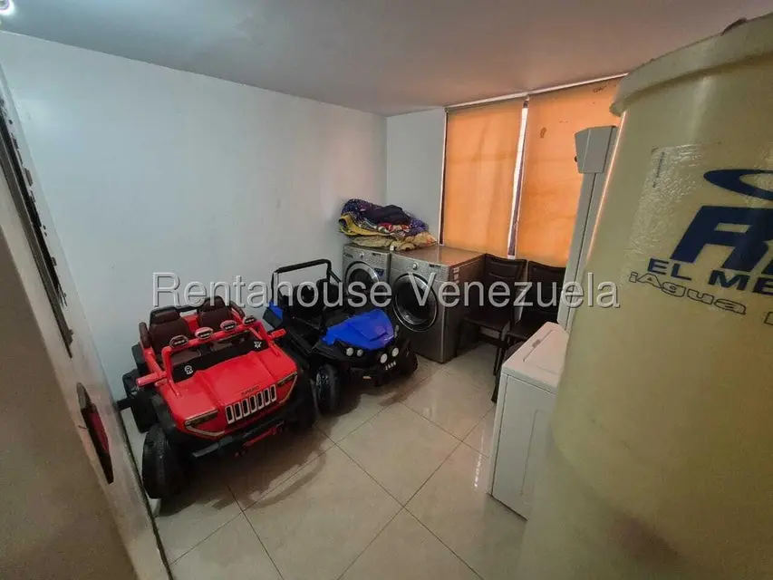 Apartamento (1 Nivel) en Venta en Colinas de La Tahona, Distrito Metropolitano - 9
