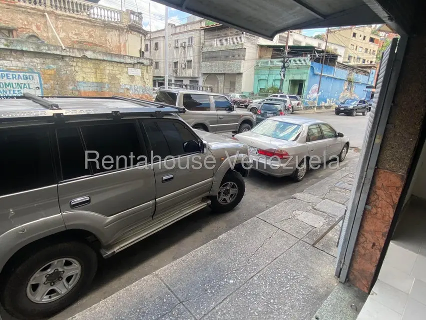 Comercial (Local Comercial) en Alquiler en Puente Hierro, Distrito Metropolitano - 15
