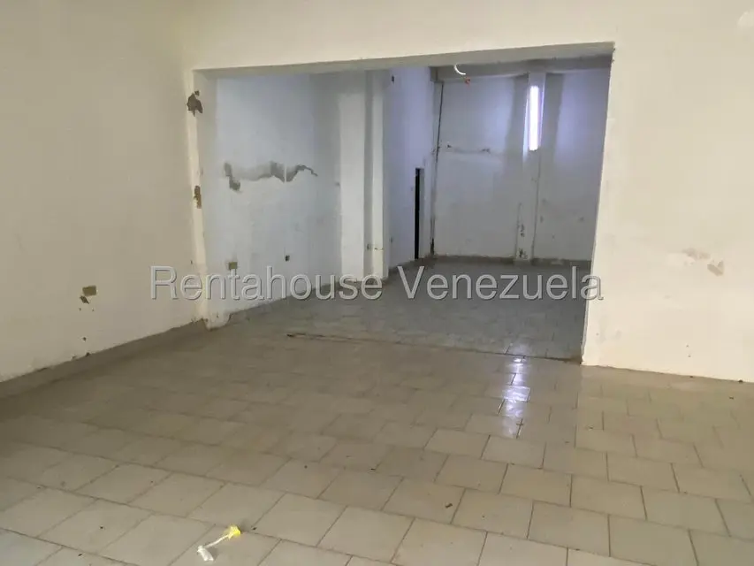 Comercial (Local Comercial) en Alquiler en Puente Hierro, Distrito Metropolitano - 6