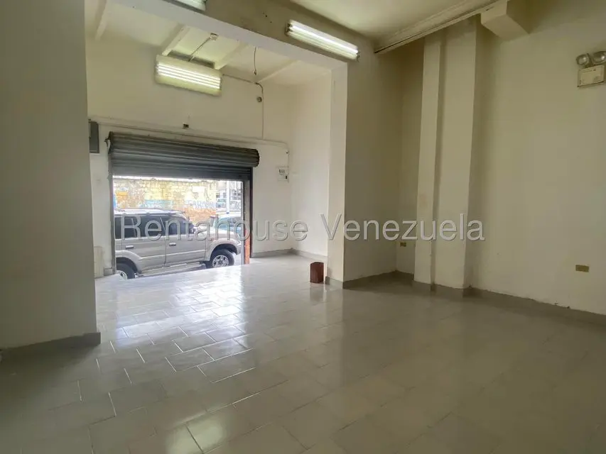 Comercial (Local Comercial) en Alquiler en Puente Hierro, Distrito Metropolitano - 7