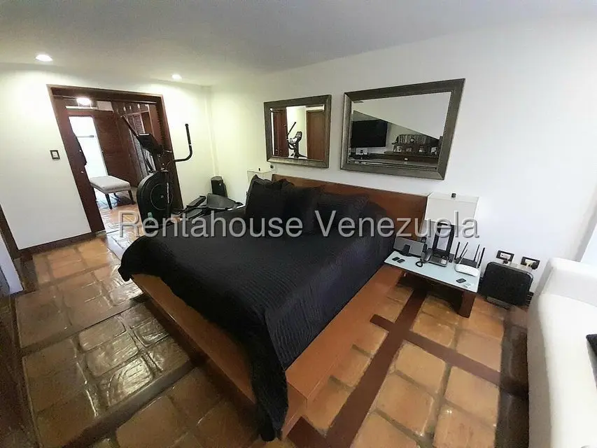 Townhouse (1 Nivel) en Venta en La Tahona, Distrito Metropolitano - 24