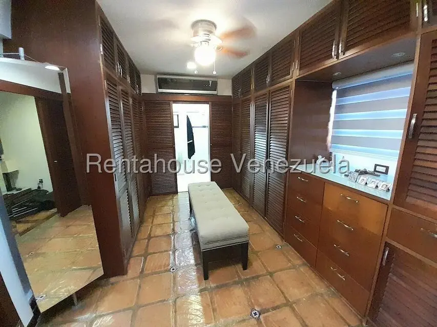 Townhouse (1 Nivel) en Venta en La Tahona, Distrito Metropolitano - 26