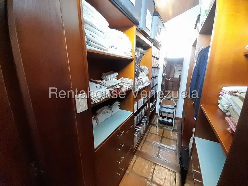 Townhouse (1 Nivel) en Venta en La Tahona, Distrito Metropolitano - 27