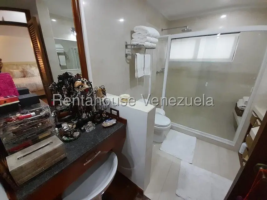Townhouse (1 Nivel) en Venta en La Tahona, Distrito Metropolitano - 33