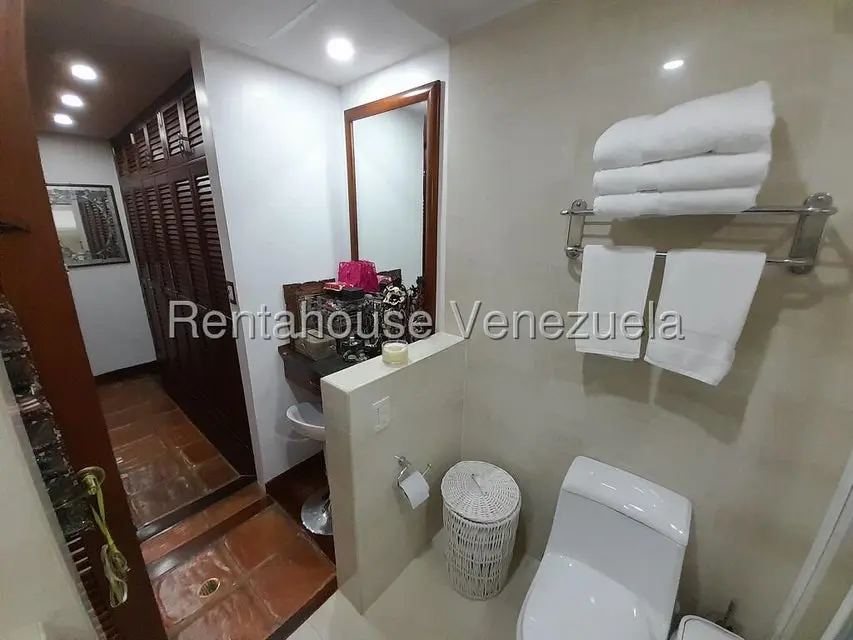 Townhouse (1 Nivel) en Venta en La Tahona, Distrito Metropolitano - 34