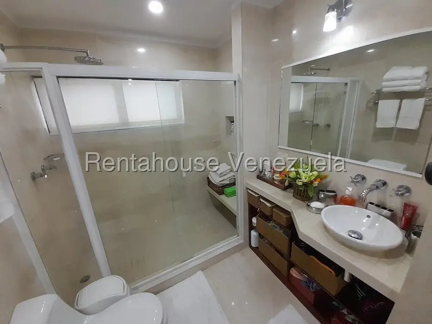 Townhouse (1 Nivel) en Venta en La Tahona, Distrito Metropolitano - 35