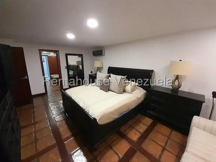 Townhouse (1 Nivel) en Venta en La Tahona, Distrito Metropolitano - 41