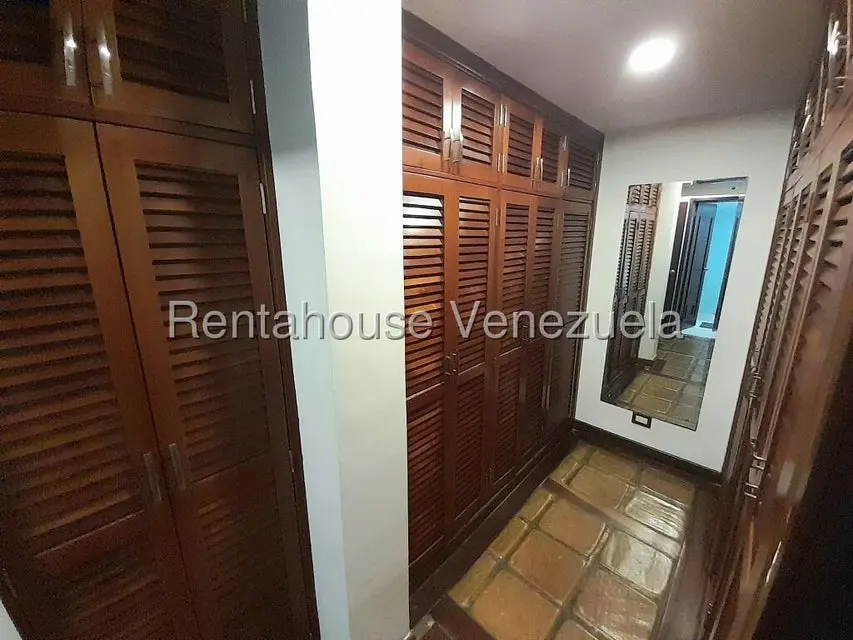 Townhouse (1 Nivel) en Venta en La Tahona, Distrito Metropolitano - 50