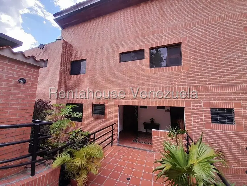 Townhouse (1 Nivel) en Venta en La Tahona, Distrito Metropolitano - 61