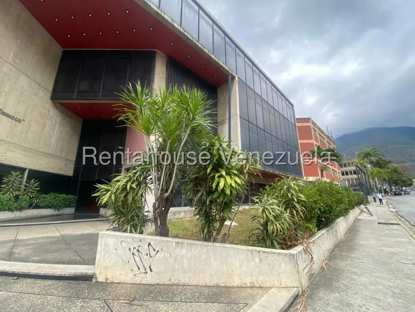 Comercial (Oficina) en Venta en La Urbina, Distrito Metropolitano - 2