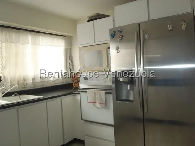 Apartamento (1 Nivel) en Venta en Lomas de Prados del Este, Distrito Metropolitano - 12