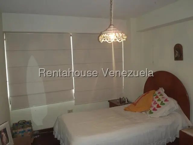 Apartamento (1 Nivel) en Venta en Lomas de Prados del Este, Distrito Metropolitano - 21