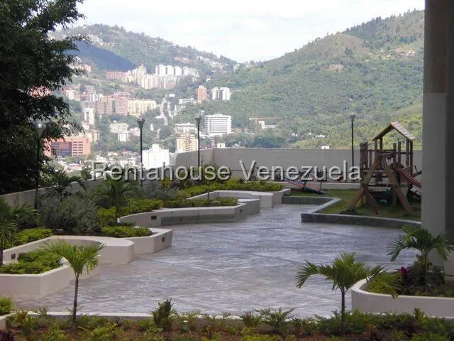 Apartamento (1 Nivel) en Venta en Lomas de Prados del Este, Distrito Metropolitano - 25