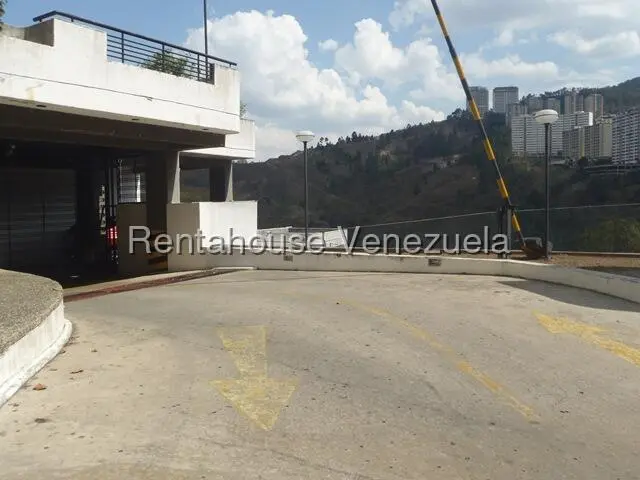 Apartamento (1 Nivel) en Venta en Lomas de Prados del Este, Distrito Metropolitano - 26