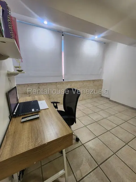 Apartamento (1 Nivel) en Venta en Caribe, Vargas - 12