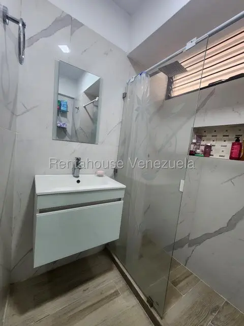 Apartamento (1 Nivel) en Venta en Caribe, Vargas - 15