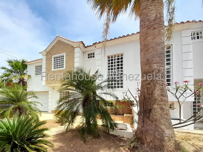 Casa (Multipes Niveles) en Venta en Sector La Floresta, Falcon - 2