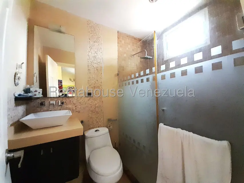 Casa (Multipes Niveles) en Venta en Sector La Floresta, Falcon - 23