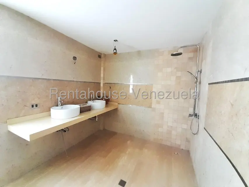 Casa (Multipes Niveles) en Venta en Sector La Floresta, Falcon - 28