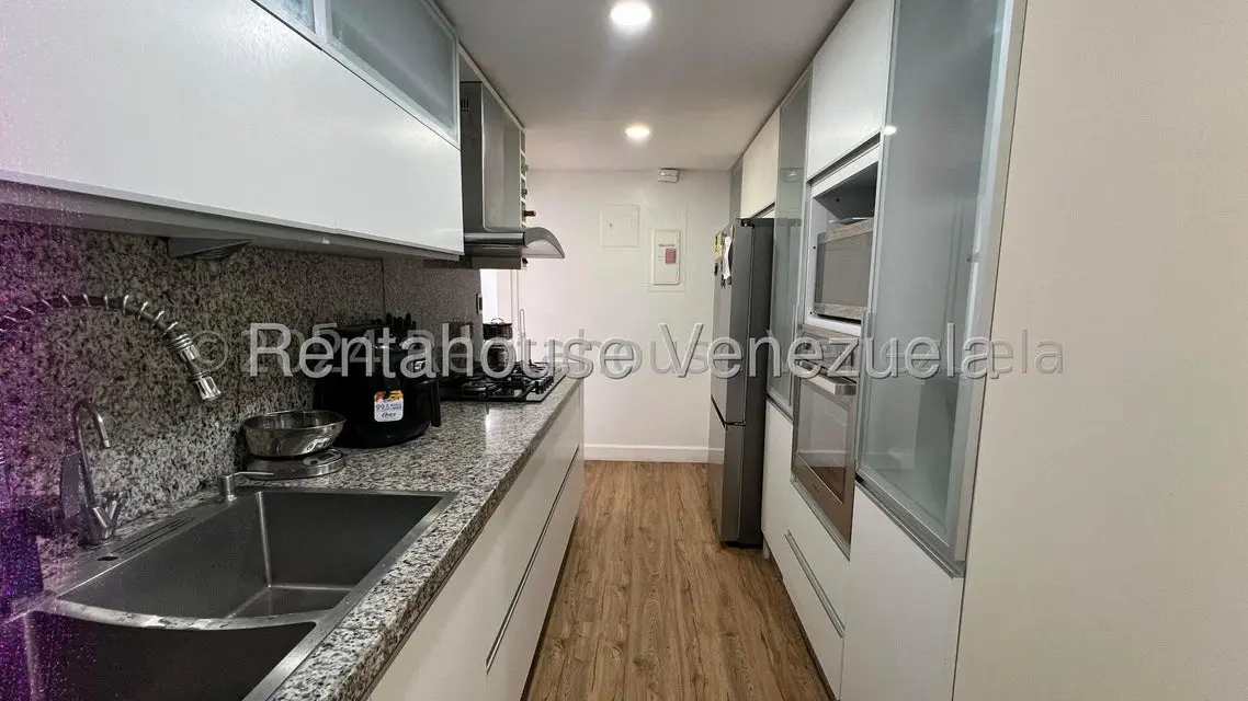 Apartamento (1 Nivel) en Venta en San Bernardino, Distrito Metropolitano - 12
