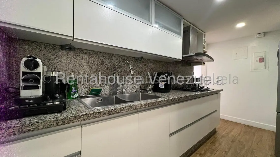 Apartamento (1 Nivel) en Venta en San Bernardino, Distrito Metropolitano - 14