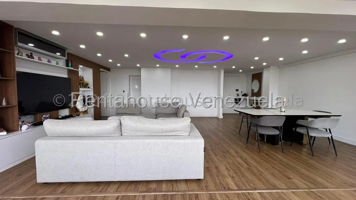 Apartamento (1 Nivel) en Venta en San Bernardino, Distrito Metropolitano - 3