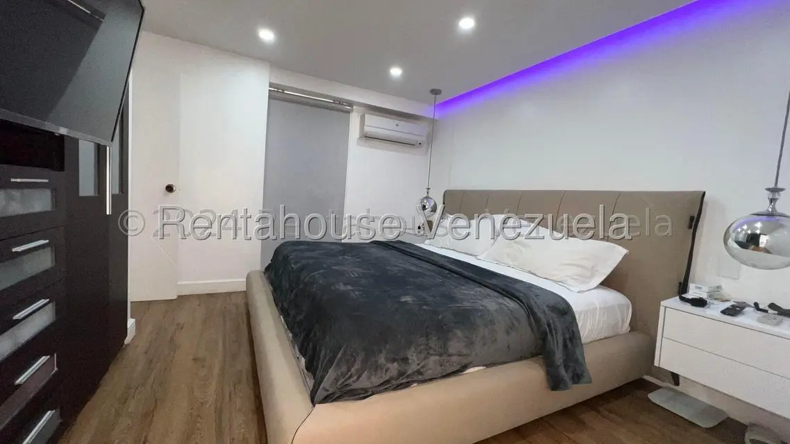 Apartamento (1 Nivel) en Venta en San Bernardino, Distrito Metropolitano - 21