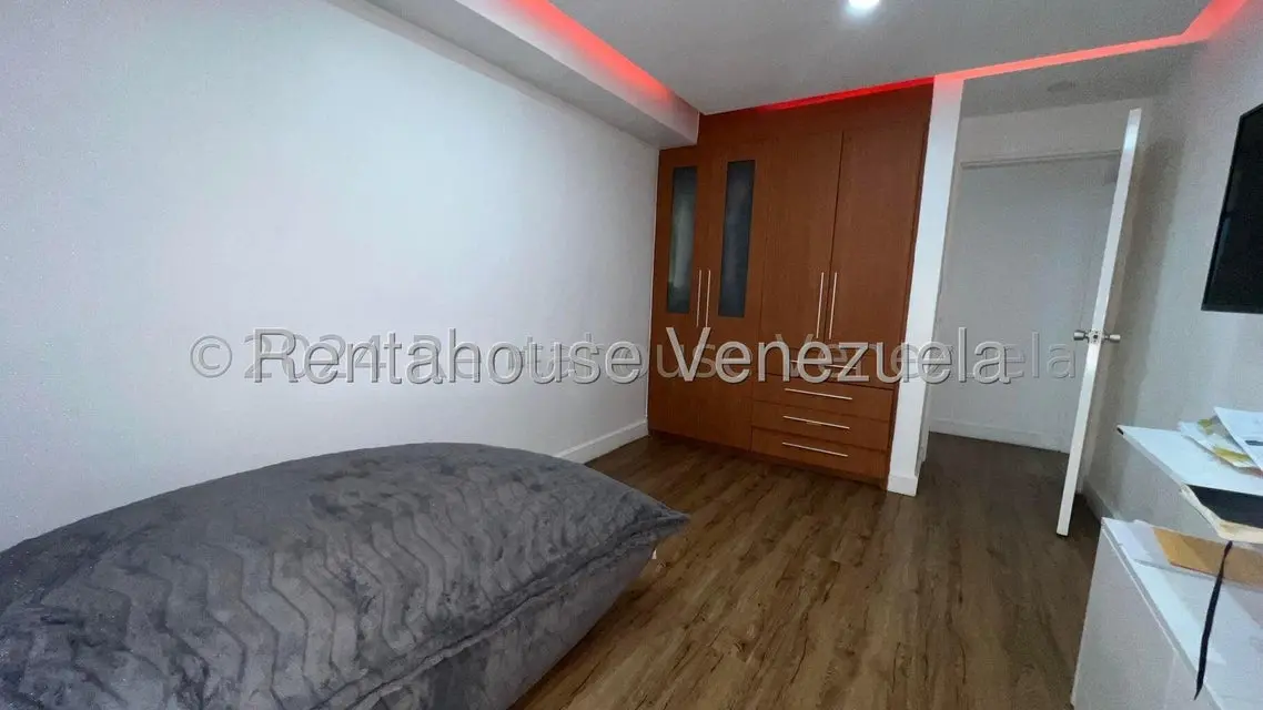 Apartamento (1 Nivel) en Venta en San Bernardino, Distrito Metropolitano - 25