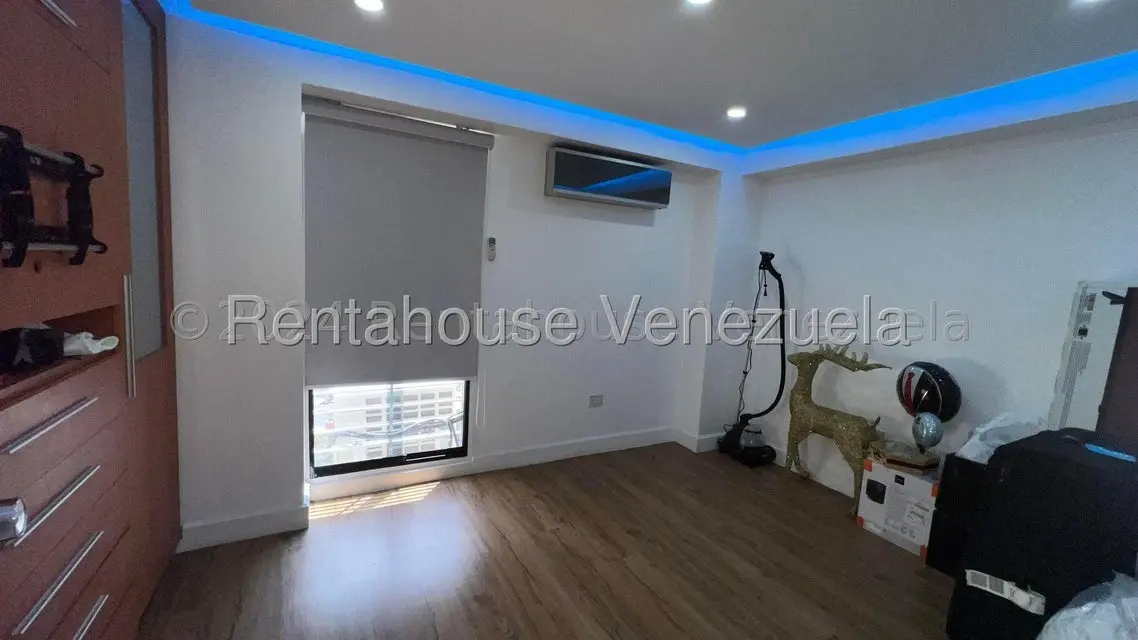Apartamento (1 Nivel) en Venta en San Bernardino, Distrito Metropolitano - 26