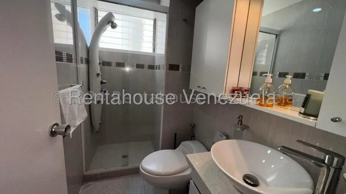 Apartamento (1 Nivel) en Venta en San Bernardino, Distrito Metropolitano - 30