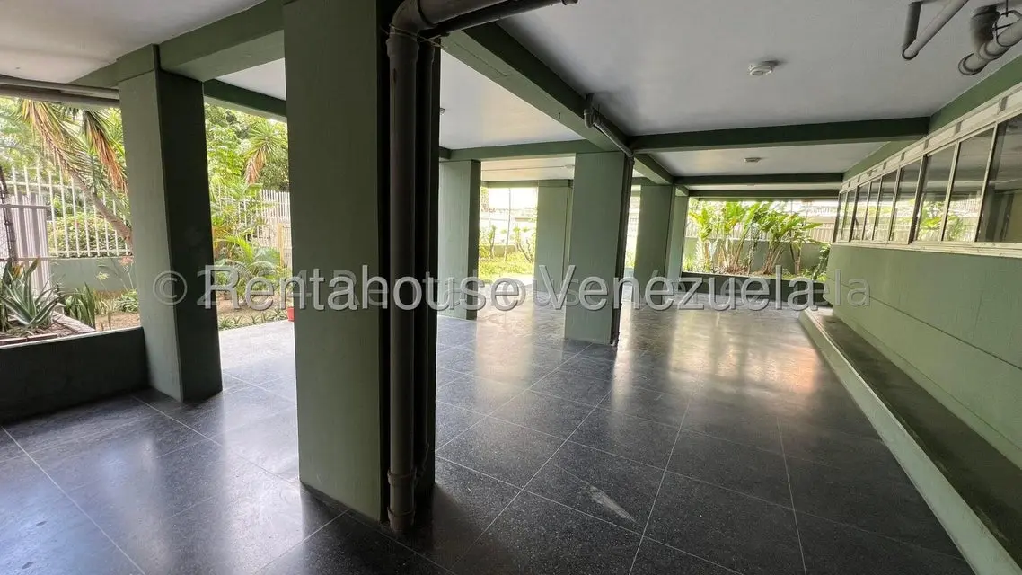 Apartamento (1 Nivel) en Venta en San Bernardino, Distrito Metropolitano - 36