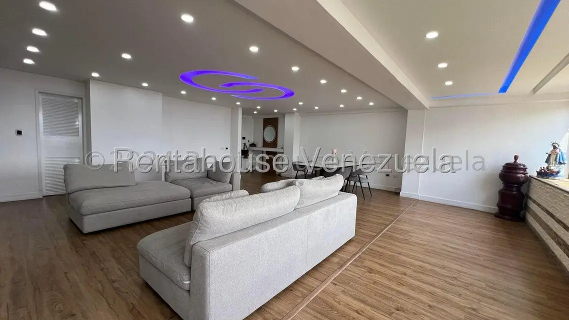 Apartamento (1 Nivel) en Venta en San Bernardino, Distrito Metropolitano - 5
