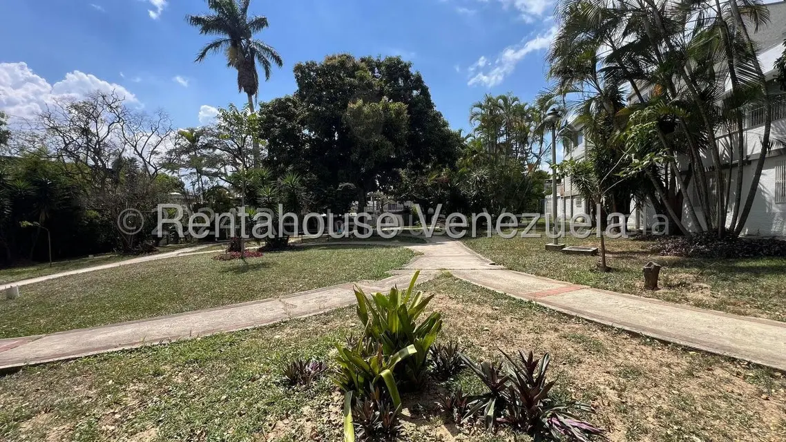 Apartamento (1 Nivel) en Venta en San Bernardino, Distrito Metropolitano - 41