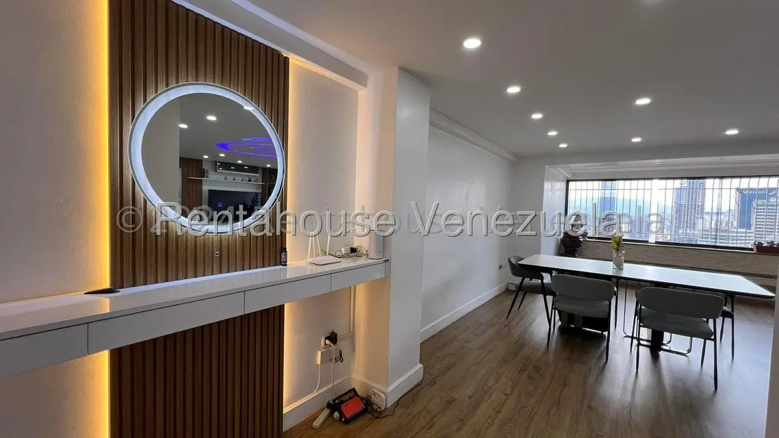 Apartamento (1 Nivel) en Venta en San Bernardino, Distrito Metropolitano - 8