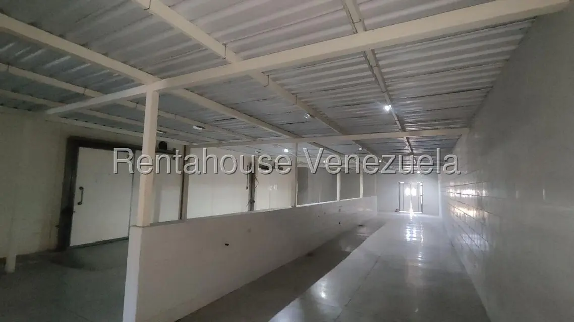 Comercial (Galpon - Deposito) en Alquiler en Nuevo Pueblo, Falcon - 10