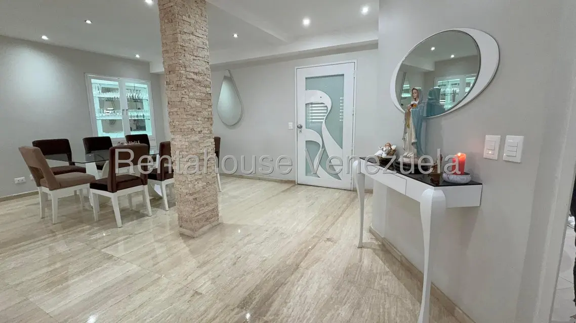 Apartamento (1 Nivel) en Venta en Santa Eduvigis, Distrito Metropolitano - 8