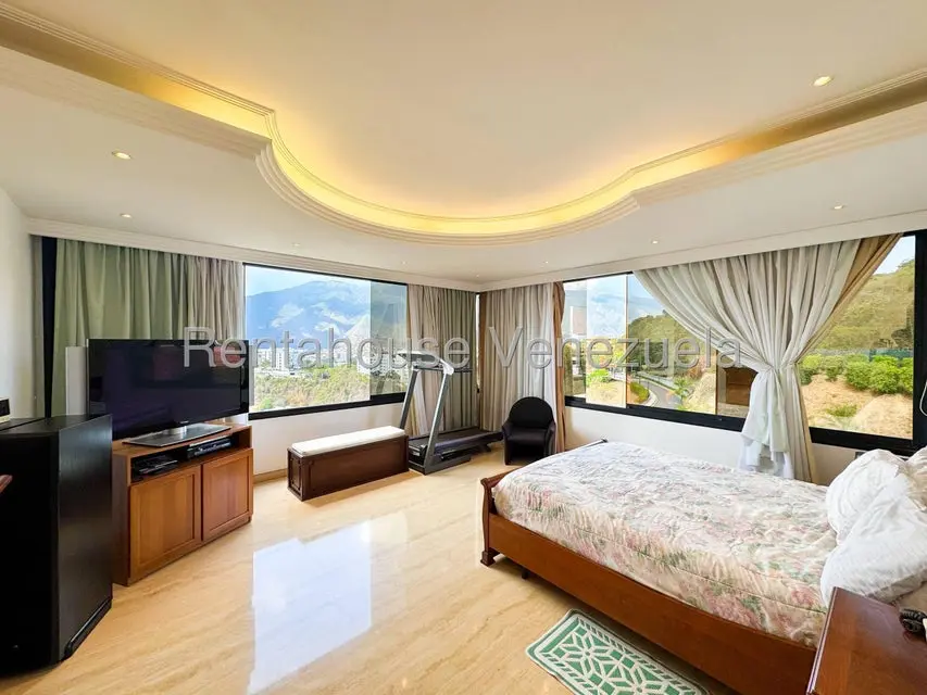 Apartamento (1 Nivel) en Alquiler en Lomas de San Roman, Distrito Metropolitano - 18